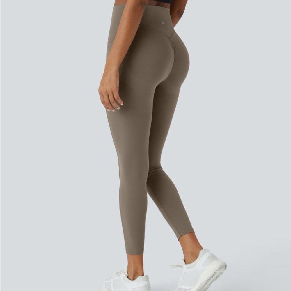 HALARA UltraSculpt High-Waist Leggings in Taupe